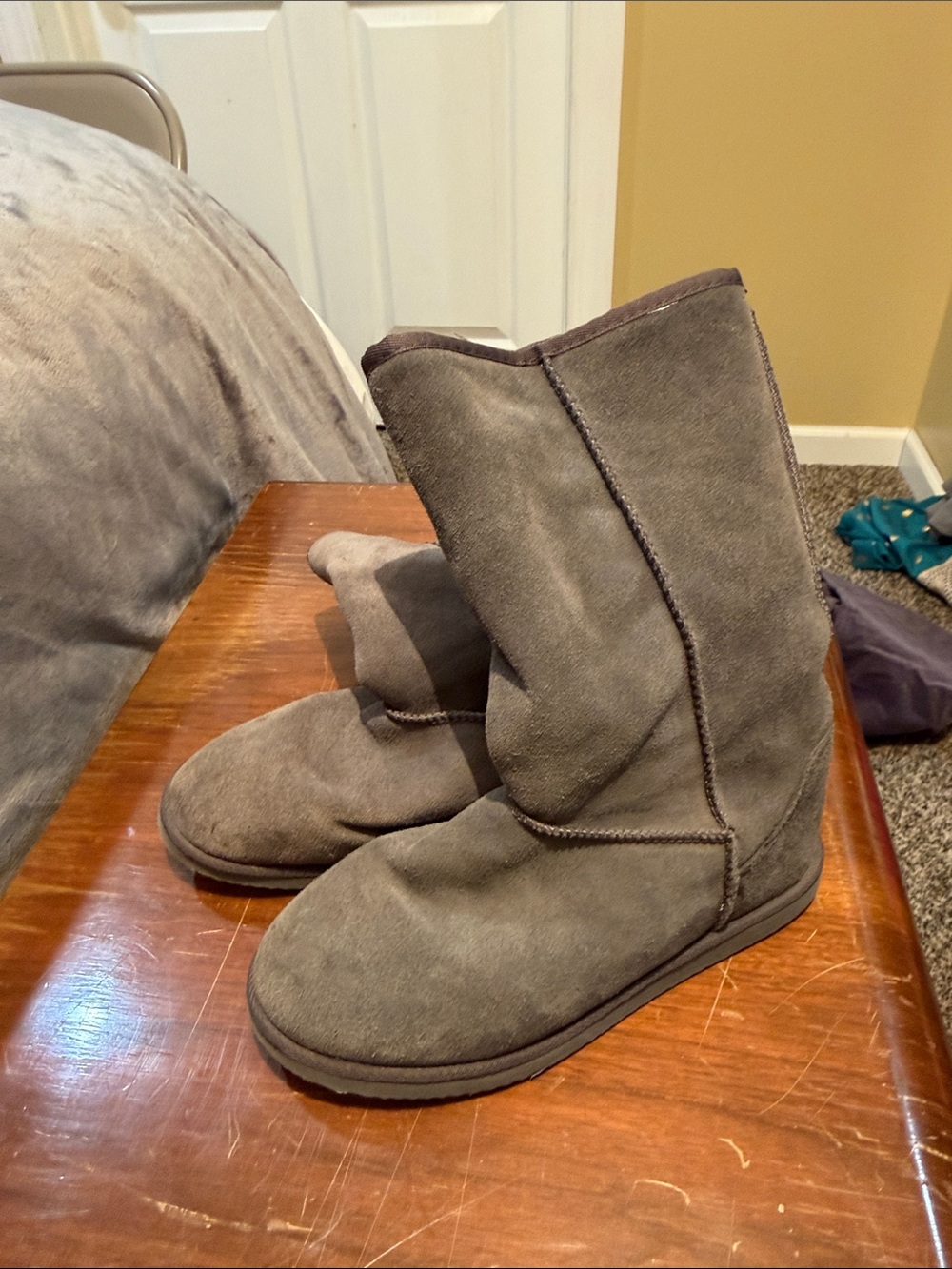 Women's Winter Suede Mid-Calf Boots - Gray